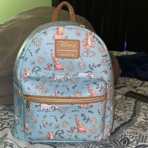 Winnie the Pooh lounge fly mini back pack